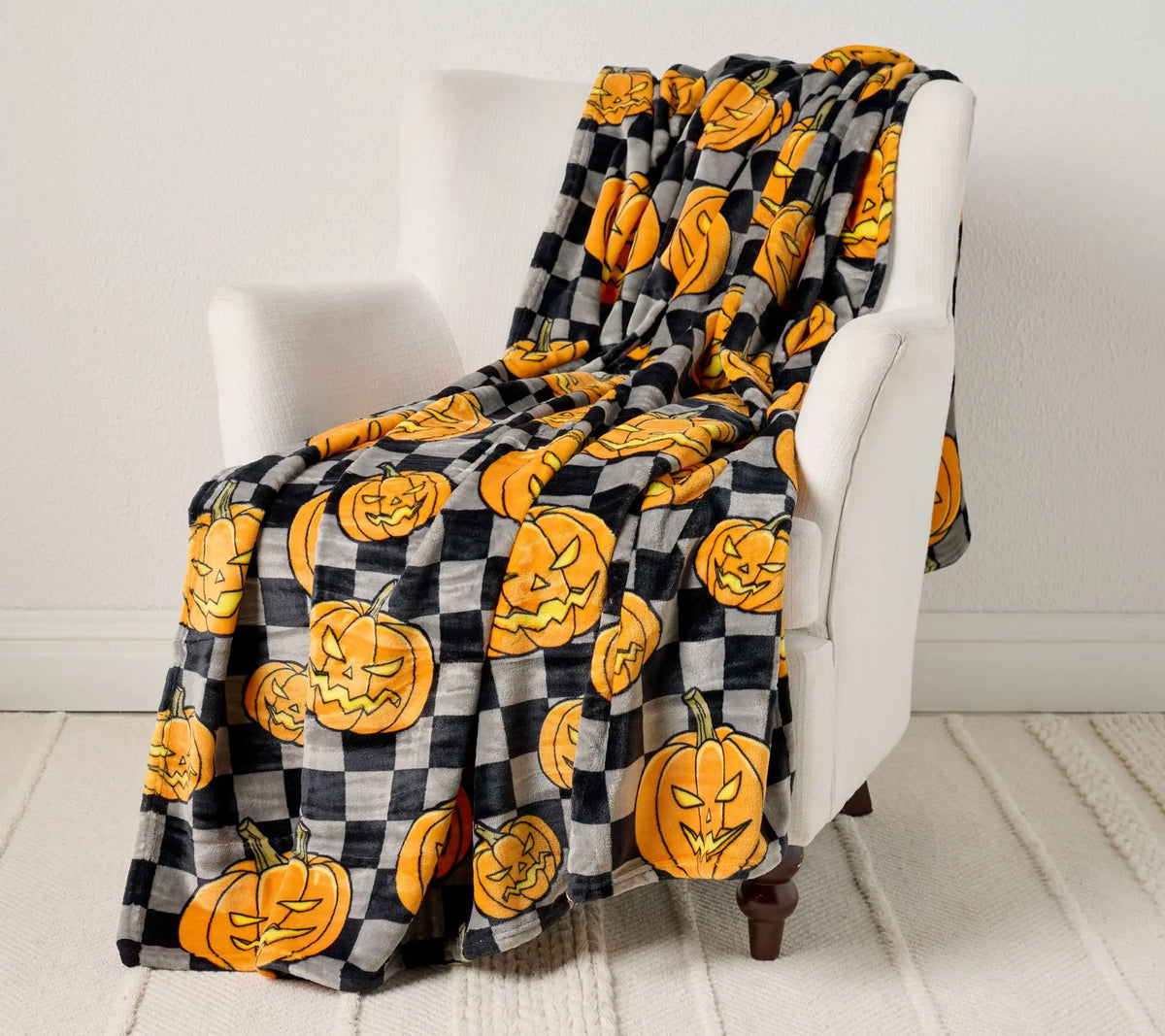 Home Reflections Oversized 60x80 Halloween Plush Throw